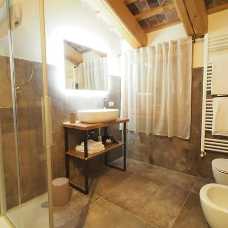 Azienda Agricola Ca' Lunga Farm stay *